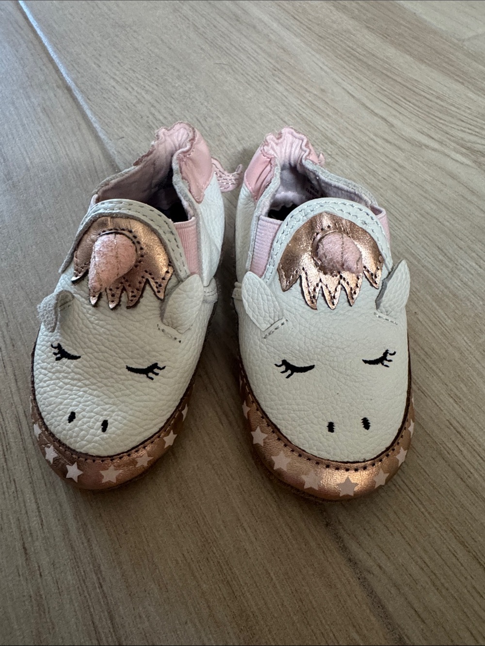 Robeez Unicorn Crib Shoes